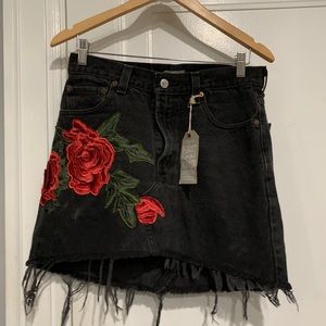 LF skirt
